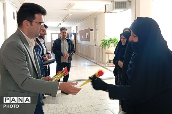 «سپاس معلم»؛ از کلاس درس تا افق فردا