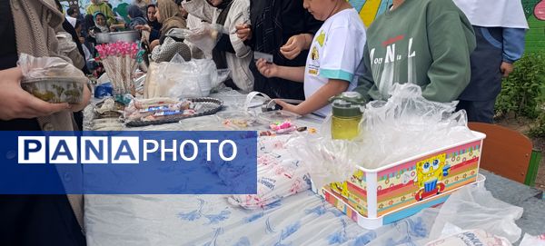 برپایی بازارچه در  دبستان امام جعفر صادق (ع) آشخانه