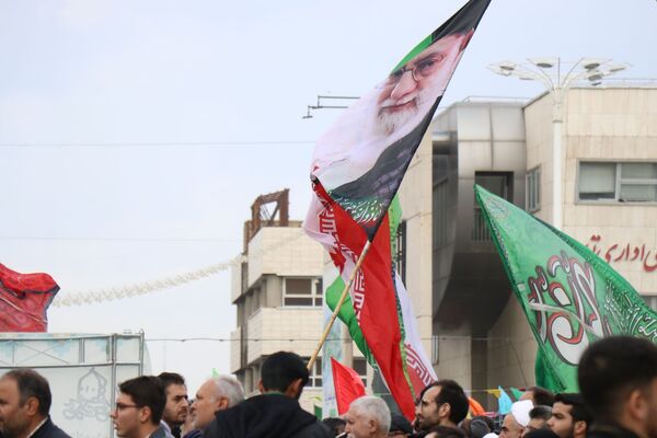 اجتماع عظیم منتظران ظهور در میدان شهدا مشهد