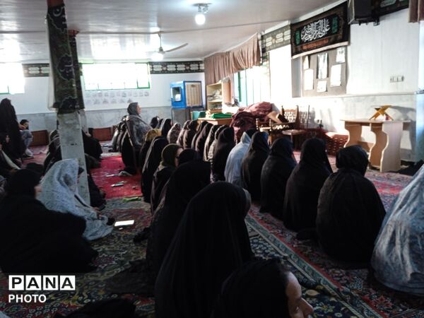 اقامه نماز عید بندگی در مسجد چهارده معصوم الغدیر