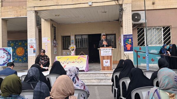 گرامیداشت هفته پیوند اولیا و مربیان در دبیرستان بهار آزادی قائمشهر
