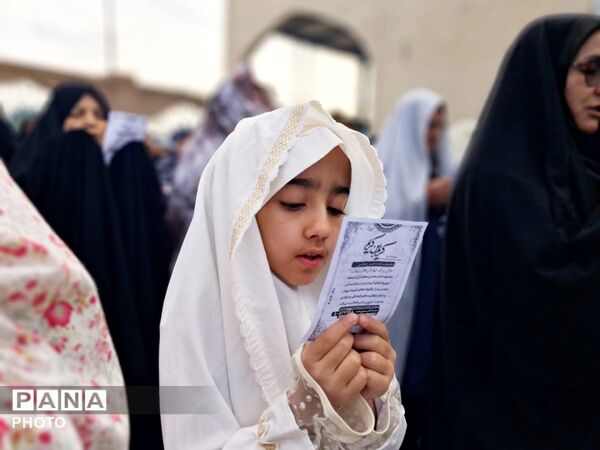نماز عید سعید فطر در شهرستان کاشمر 