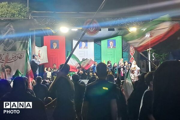 شب هفتاد و هفتم حضور شبانه در میدان نماز شهرری 