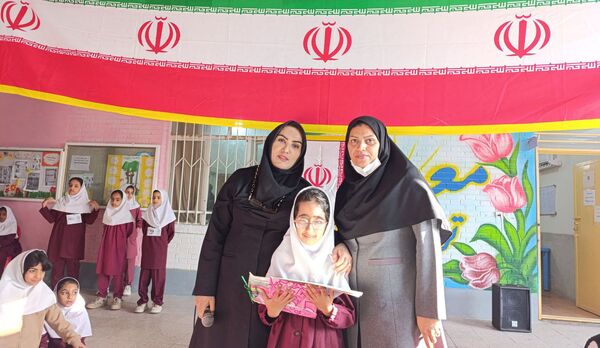 دانش‌آموز بندرعباسی رتبه برتر کشوری کتاب و کتابخوانی کانون پرورش فکری را کسب کرد