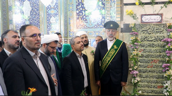تجدید میثاق معلمان قم با شهیدان