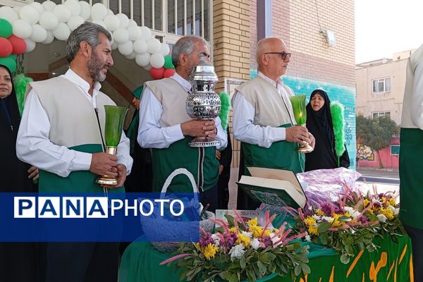 حضور خادمین امام رضا (ع) در دبستان دخترانه آیین روشن