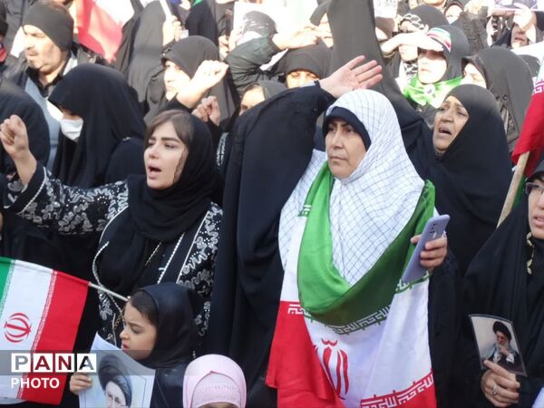 بیعت با سومین رهبر انقلاب اسلامی حضرت آیت الله  سید مجتبی حسینی خامنه ای (حفظه الله ) 