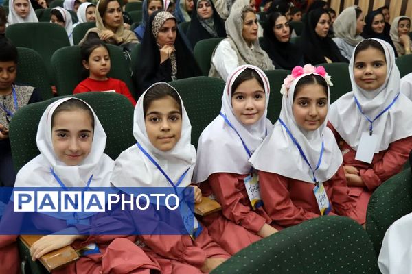 آیین تجلیل از برگزیدگان استانی جشنواره جابربن‌حیان و اصلاح روش‌های آموزش و تحول در محیط یادگیری در البرز