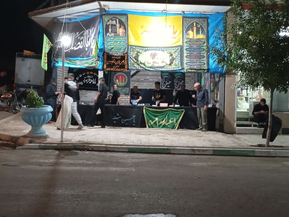 برپایی ایستگاه صلواتی در شهر تیتکانلو 