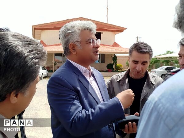 بازدید فرماندار  از شرکت زرین‌فلز کاشمر