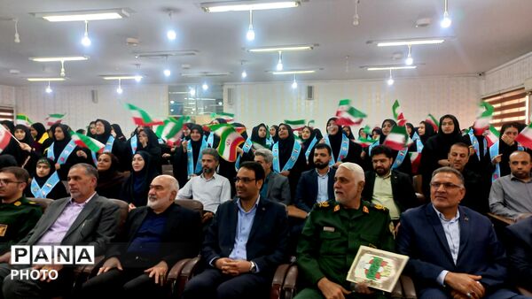 جشن عاطفه ها انسجام میان دانش آموزان خوزستان را بیشتر کرد