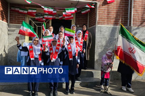 جشن پیروزی انقلاب اسلامی در مدارس منطقه کهریزک 