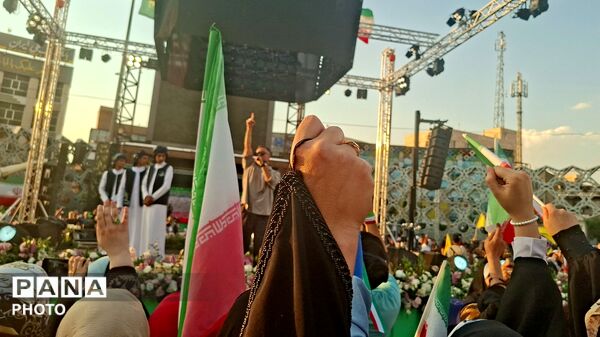تجدید بیعت میلیونی مردم با رهبری در جشنی باشکوه به مناسبت عید غدیر
