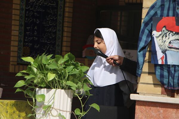 صدای زنگ استکبار ستیزی در مدارس فشافویه گوش نواز شد