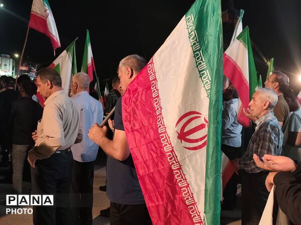 حماسه حضور؛ اجتماع بزرگ مردم بندرعباس