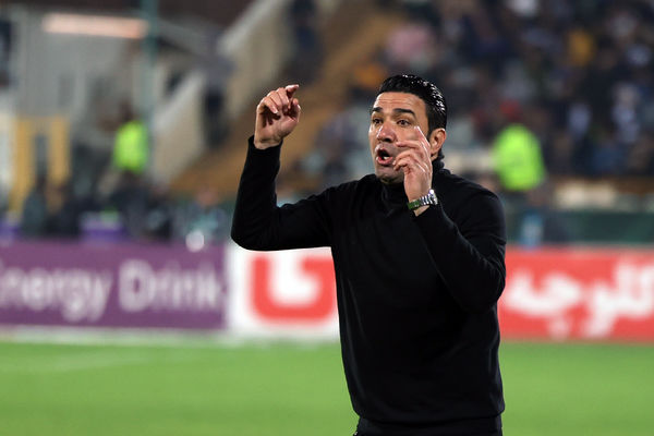 دیدار تیم‌های استقلال و پرسپولیس