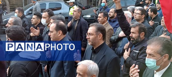 تشییع و تدفین پیکر شهید گمنام در اداره کل آموزش و پرورش شهر تهران