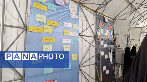 رویداد «مدرسه‌ انقلاب» در دبیرستان شاهد شهید مصلحی میناب