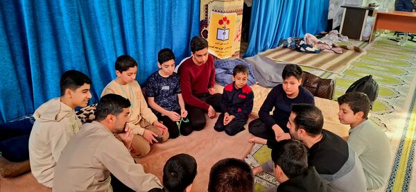 برگزاری مراسم اعتکاف پدر پسری در مسجد جامع آشخانه