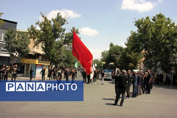 عزاداری مردم سلماس در سومین روز شهادت امام حسین (ع)