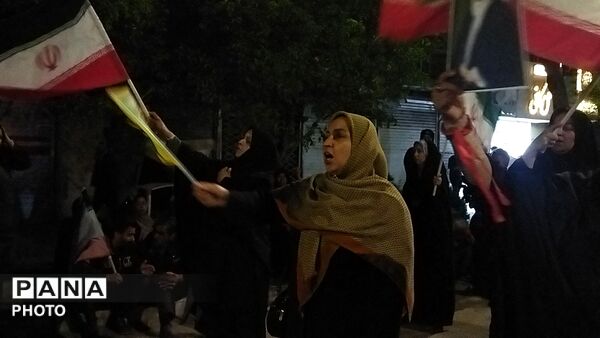 نیشابوری ها از پیر تا کودک در اجتماعات خیابانی