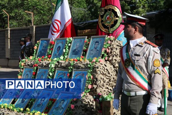 مراسم رژه روز ارتش در شیراز