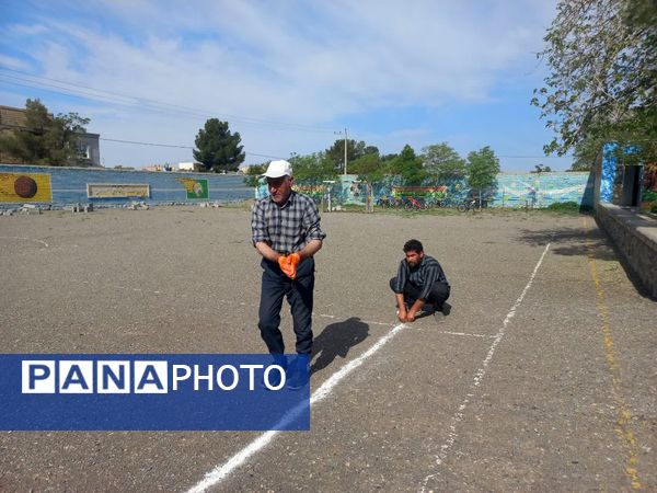 آغاز ساخت زمین چمن مصنوعی در دبیرستان نمونه دولتی دانش