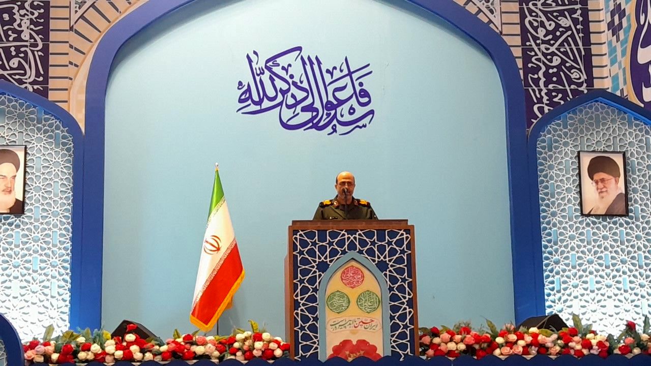 سپاه در همه میدان‌ها کنار مردم ایستاده است
