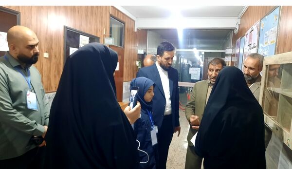 بازدید فرماندار مشهد از ستاد انتخاباتی منطقه ۱۶ مشهد