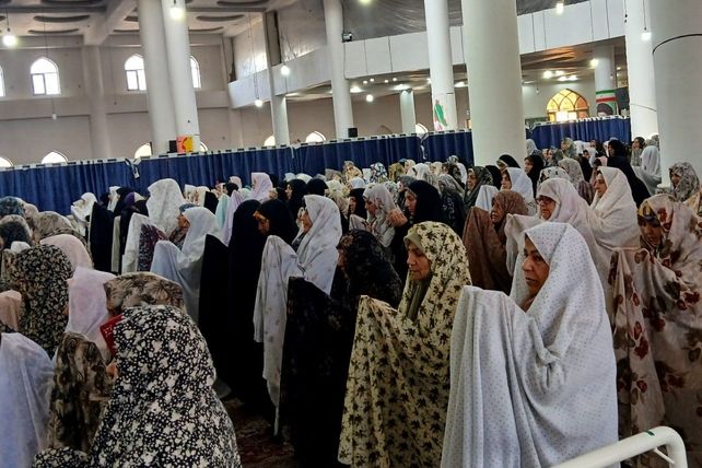 آیین وحدت‌بخش نماز عبادی‌ـ‌سیاسی جمعه شهرستان نظرآباد 