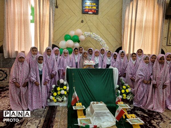 جشن تکلیف دختران جوکار به یاد دانش‌آموزان میناب برگزار شد