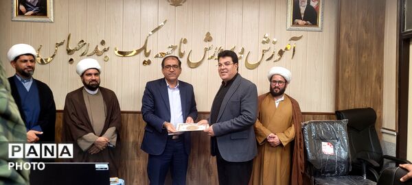 نشست هماهنگی سوگواره بزرگ نوجوانان حسینی در ناحیه یک بندرعباس