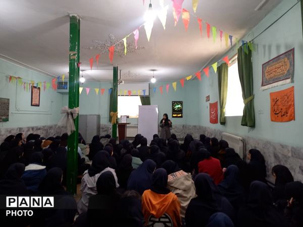 گام به گام درمسیرموفقیت تحصیلی وانتخاب رشته پایه نهم دبیرستان انقلاب اسلامی