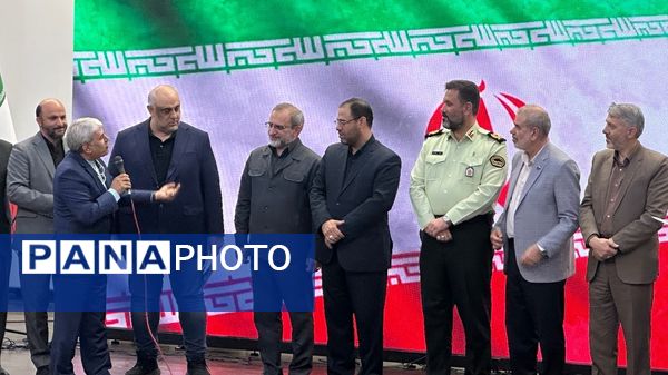 حضور وزیر آموزش و پرورش در بیست‌و‌ششمین جشنواره خیرین مدرسه‌ساز استان مرکزی