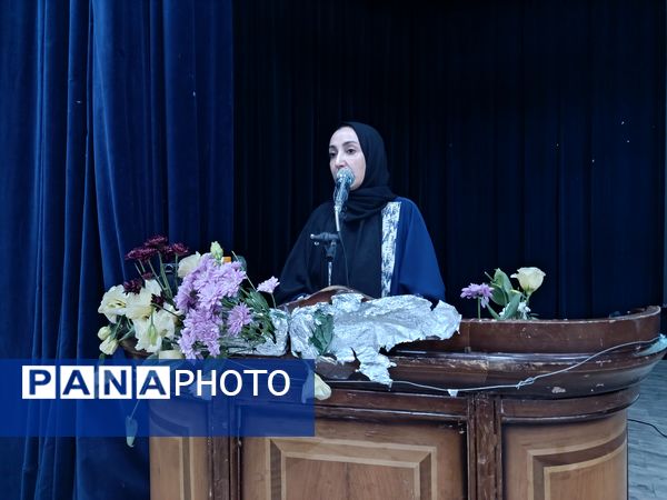 جشن میلاد حضرت زینب(س) و روز پرستار در سالن ارشاد حاجی‌آباد