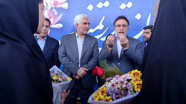 استقبال از برگزیدگان شانزدهمین المپیاد ملی فرش دستباف در مشهد