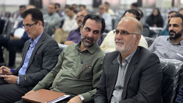 جلسه فصلی مدیران مدارس ابتدایی قائمشهر