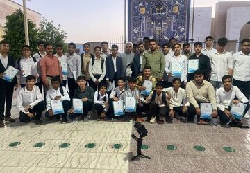 مقام اول هرمزگان به دانش‌‌آموزان قرآنی میناب رسید