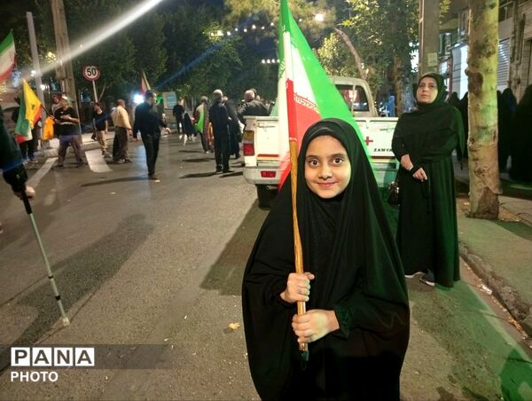 حضور باشکوه مردم کرج صد و بیست و یکمین شب از تجمعات مردمی