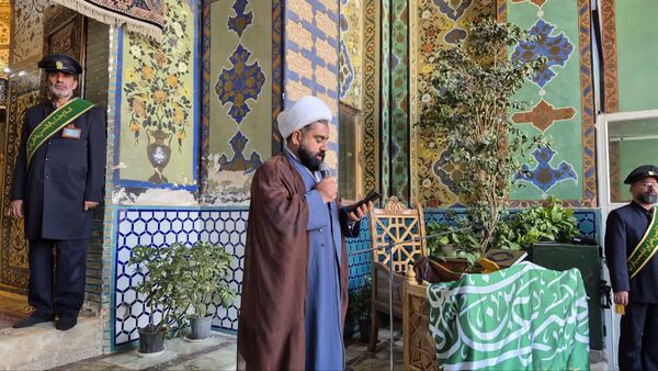 مراسم غبارروبی ضریح مطهر حضرت سلطانعلی(ع) همزمان با میلاد پیامبر(ص) و امام صادق(ع) در مشهد اردهال