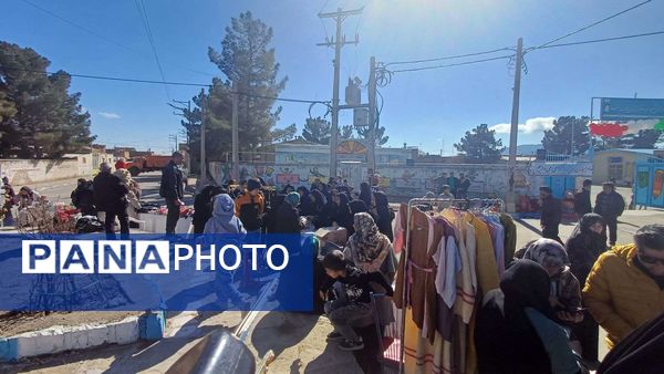 بازارچه محلی در حاشیه جشن چله خرد عارف آباد