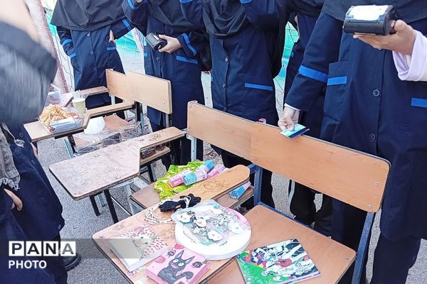 بازارچه و طرح بوم در دبیرستان حاج محمود رضوی شیراز