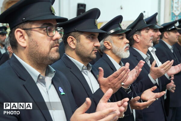 آیین خطبه خوانی خادمان حرم حضرت معصومه(س) در روز دختر