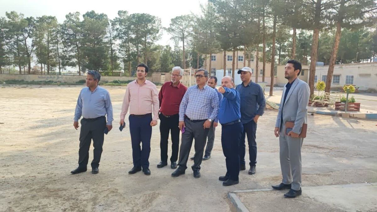 حضور مدیرکل نوسازی مدارس استان اصفهان در شهرستان برخوار