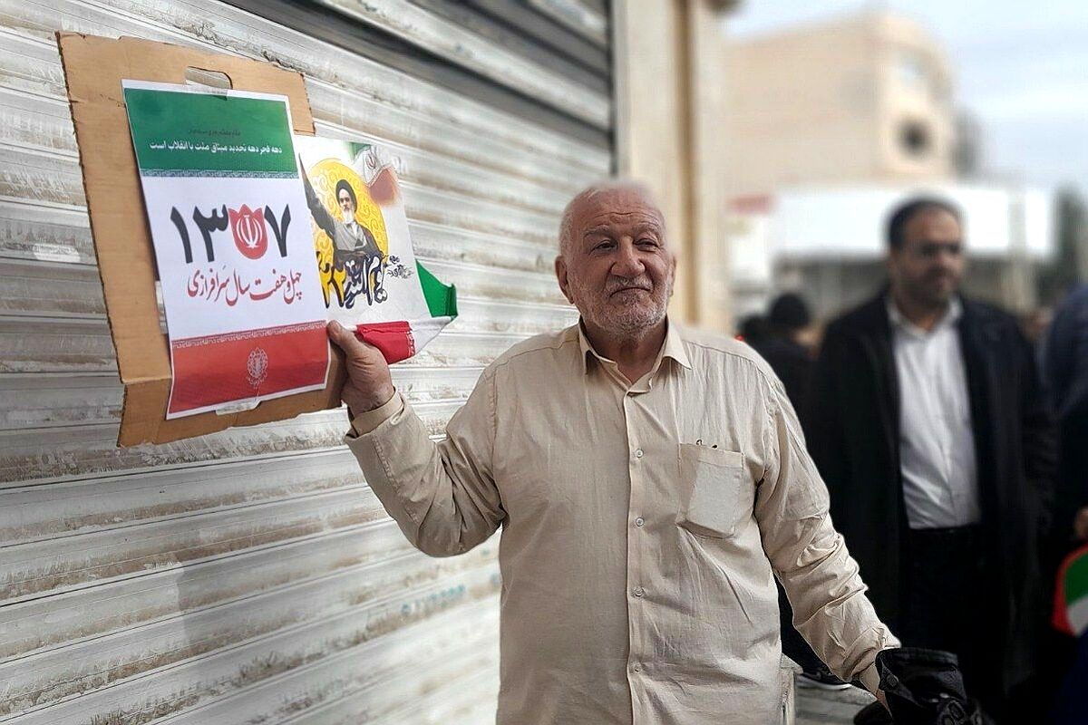 حضور گسترده مردم شهرستان شهید پرور شهرستان شهریار در راهپیمایی ۲۲ بهمن