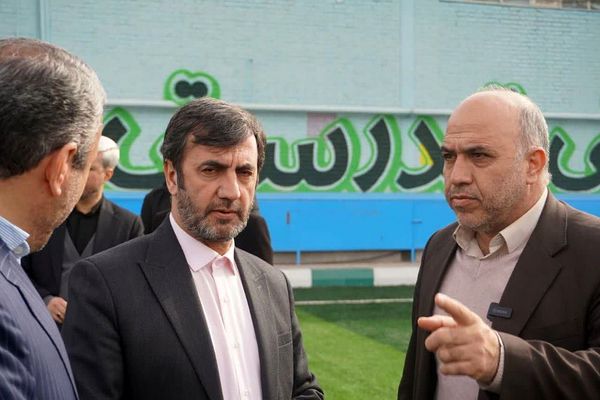 بازدید میدانی فرماندار ویژه شهرستان ری از پروژه‌های عمرانی شاخص شهرداری کهریزک