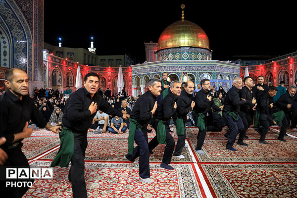 عزاداری سنتی شب هفتم محرم در «حسینیه حرم»