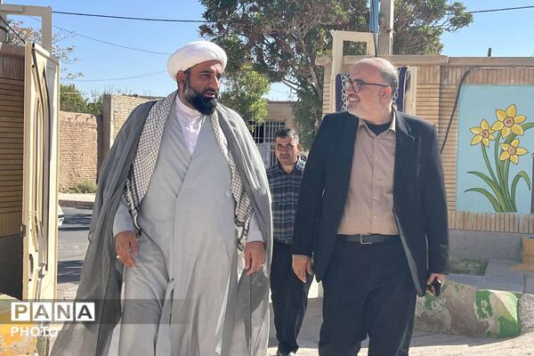 زنگ مقاومت در مدرسه شاهد نرگس؛ همزمان با هفته دفاع مقدس