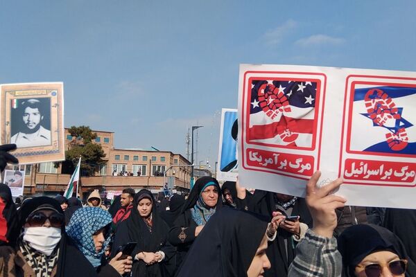 راهپیمایی ۲۲ بهمن در شهرری