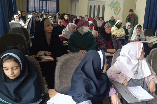 دوره تخصصی عکاسی و فیلمبرداری خبری ویژه دانش‌آموز خبرنگاران پانا شهریار